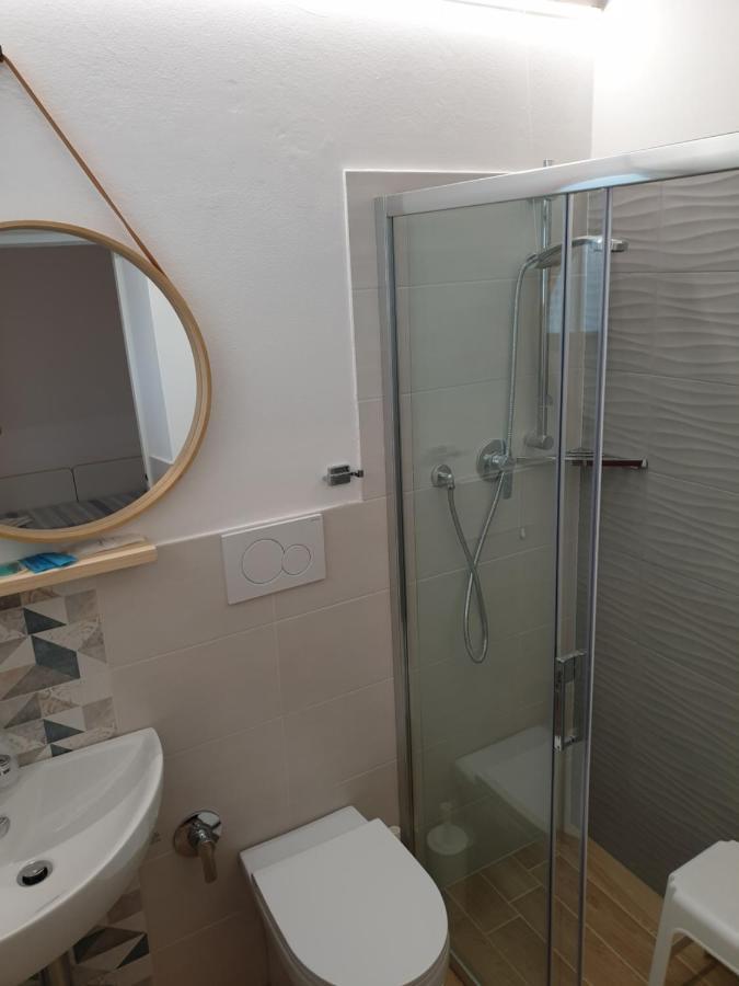 Albergo Villa Denny Rimini Eksteriør billede