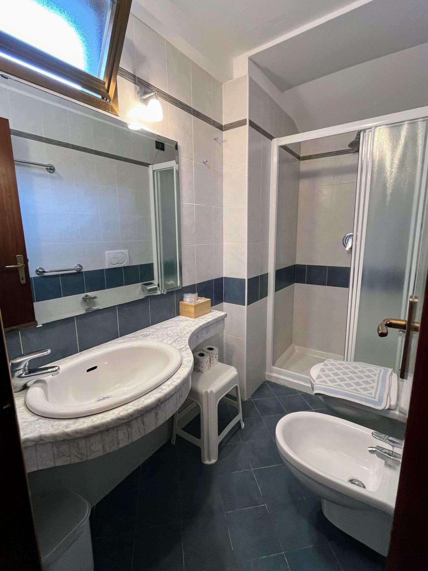 Albergo Villa Denny Rimini Værelse billede