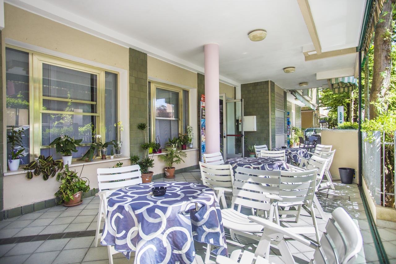 Albergo Villa Denny Rimini Eksteriør billede